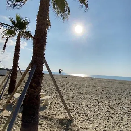 La Maison - Your For 4 Seasons Appartamento Golem (Tirana)