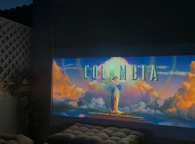 La Maison - Your For 4 Seasons * Golem (Tirana)