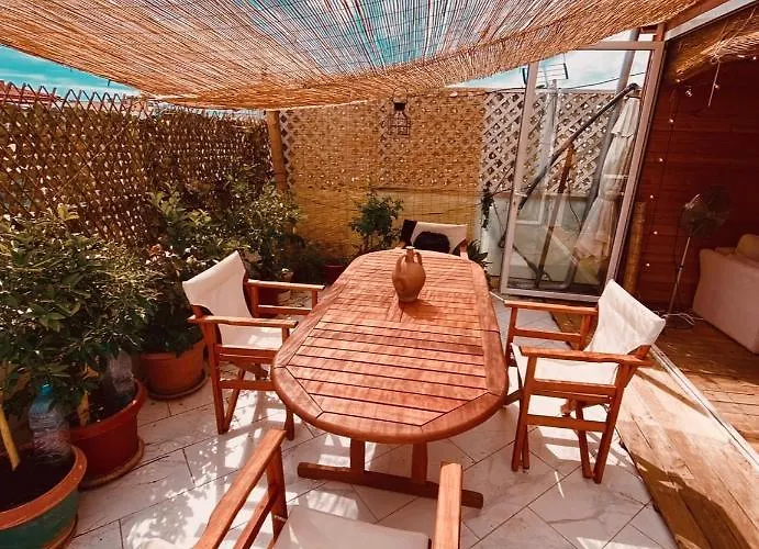 La Maison - Your For 4 Seasons * Golem (Tirana)